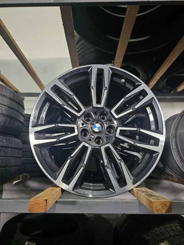 Polovne felne - 19 Bmw 5 G60 M Original 5x112 felne kao NOVE